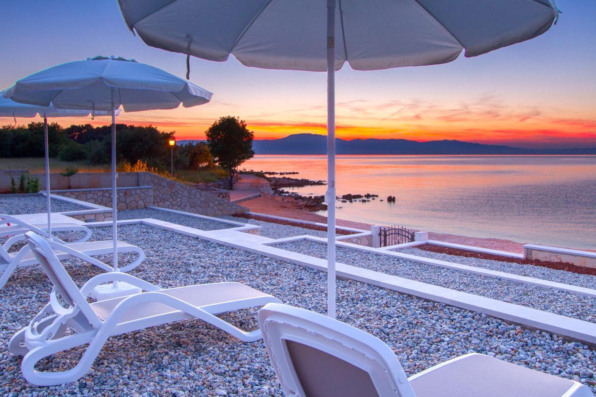 Luxury Apartments Villa Matea Malinska Exterior photo
