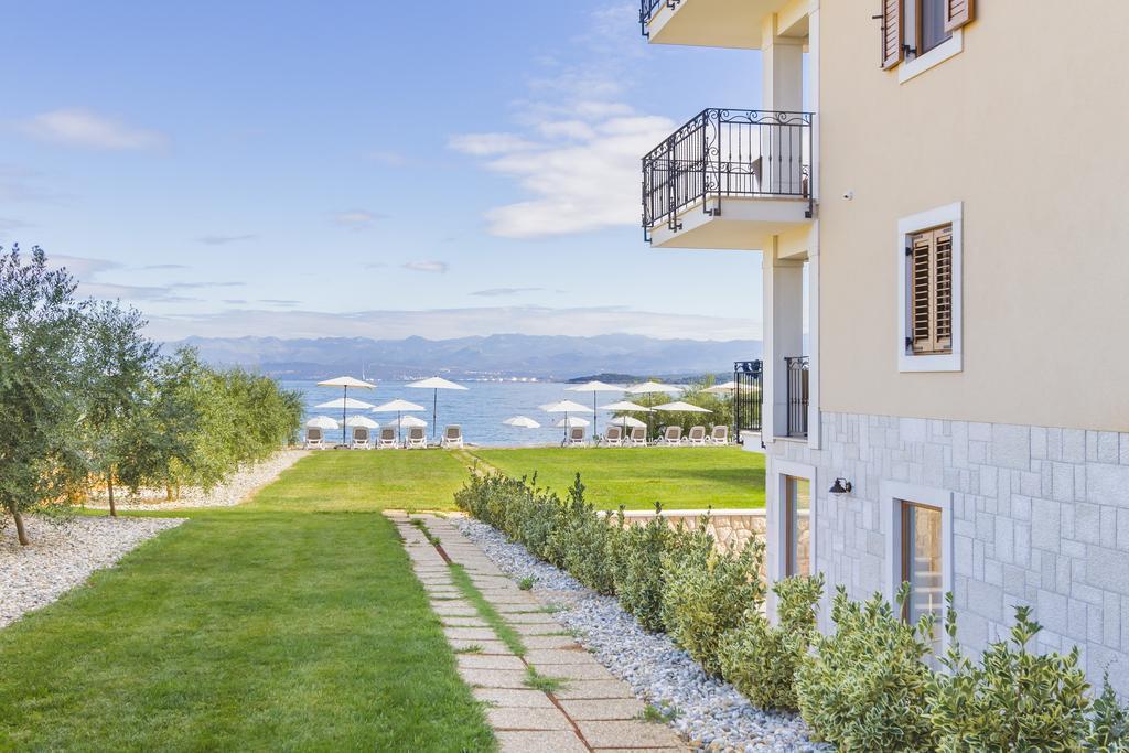 Luxury Apartments Villa Matea Malinska Exterior photo
